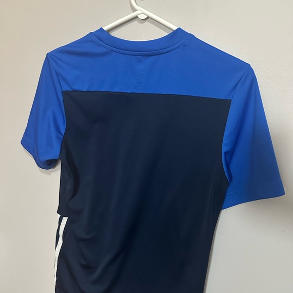 Women’s Adidas Top - Picture 2 of 3